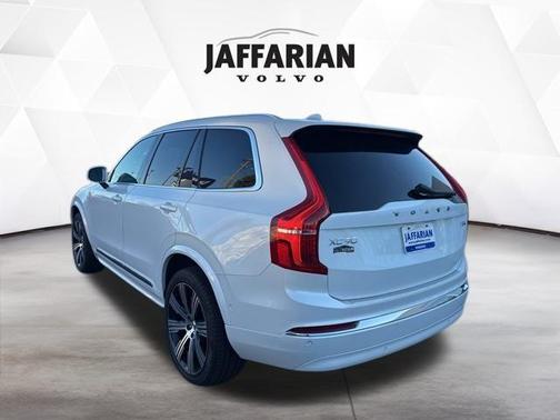2025 Volvo XC90 Plug-In Hybrid T8 Ultra 7-Seater