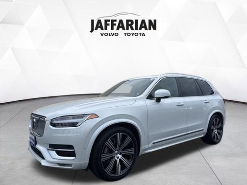 2024 Volvo XC90 B6 Ultimate Bright Theme 7-Seater