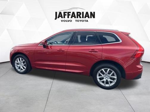 2018 Volvo XC60 T5 Momentum