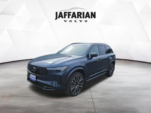 Denim Blue Metallic 2026 Volvo XC90 B6 Ultra