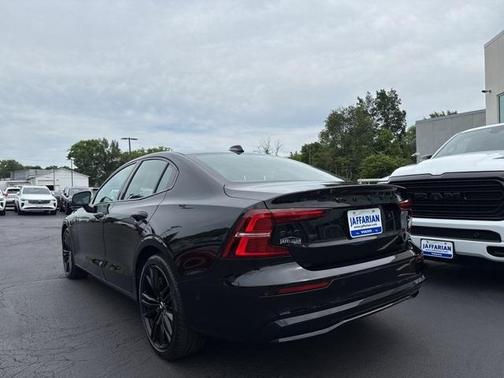 2024 Volvo S60 Recharge Plug-In Hybrid T8 Plus Black Edition