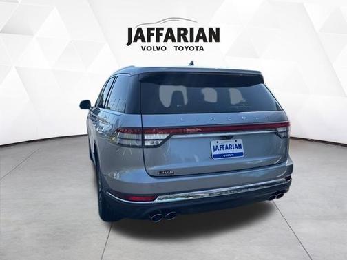 2024 Lincoln Aviator Premiere