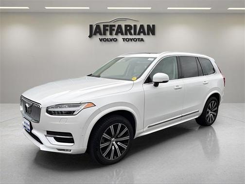2023 Volvo XC90 B6 Plus 7-Seater