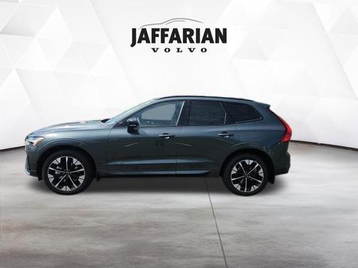 Forest Lake 2026 Volvo XC60 B5 Plus