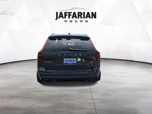 Forest Lake 2026 Volvo XC60 B5 Plus