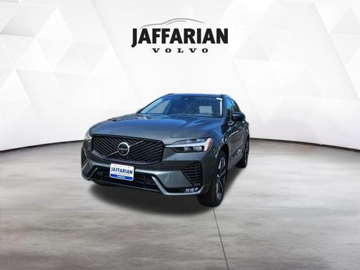 Forest Lake 2026 Volvo XC60 B5 Plus