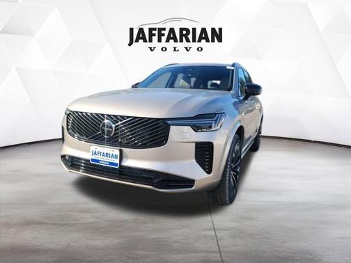 2026 Volvo XC90 B6 Ultra Dark Theme 7-Seater