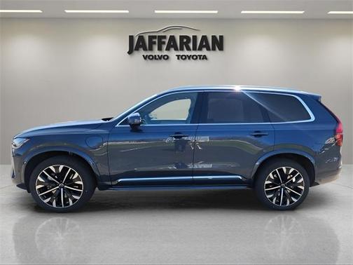 2025 Volvo XC90 Plug-In Hybrid T8 Plus 7-Seater