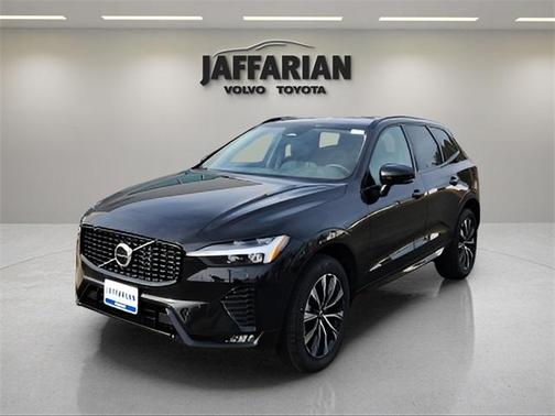 2025 Volvo XC60 B5 Core