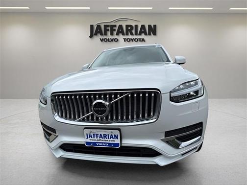 2023 Volvo XC90 Recharge Plug-In Hybrid T8 Plus Bright Theme 7 Passenger