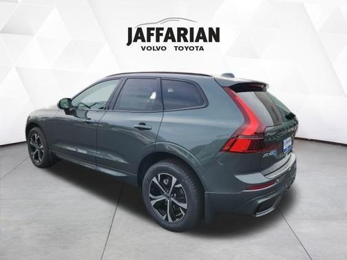 2026 Volvo XC60 B5 Core