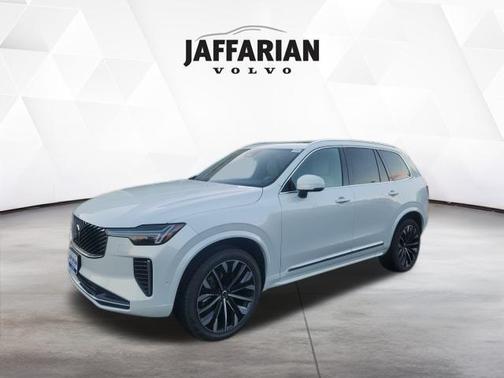 2026 Volvo XC90 B6 Plus 7-Seater