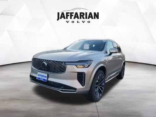 2026 Volvo XC90 B6 Plus 6-Seater