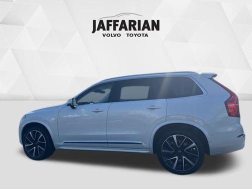 2023 Volvo XC90 B6 Plus 7-Seater