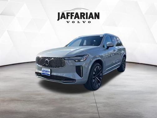 2026 Volvo XC90 B5 Plus 7-Seater