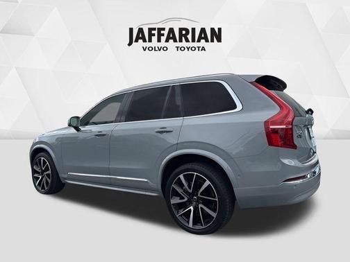 2024 Volvo XC90 B6 Plus Bright Theme 7-Seater