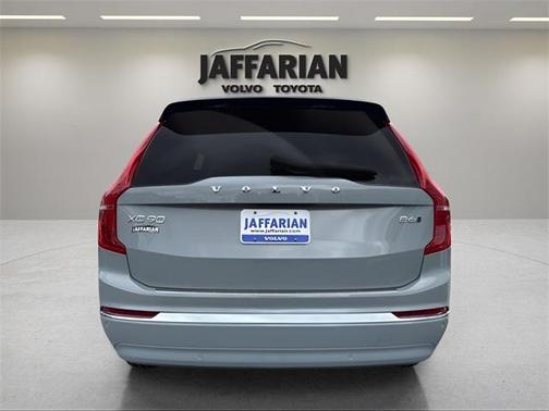 2024 Volvo XC90 B6 Plus Bright Theme 7-Seater