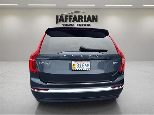 2024 Volvo XC90 B5 Plus Bright Theme