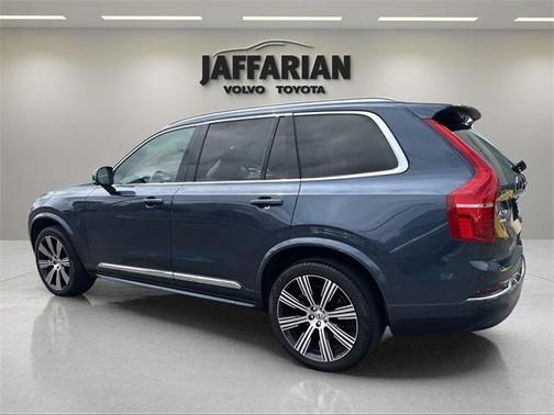 2024 Volvo XC90 B6 Ultimate Bright Theme 7-Seater