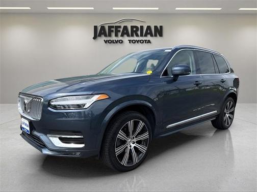 2024 Volvo XC90 B6 Ultimate Bright Theme 7-Seater