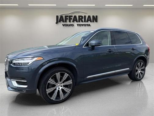 2024 Volvo XC90 B6 Ultimate Bright Theme 7-Seater