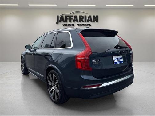 2024 Volvo XC90 B6 Ultimate Bright Theme 7-Seater