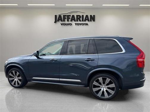 2024 Volvo XC90 B6 Ultimate Bright Theme 7-Seater