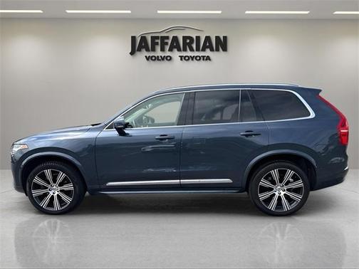 2024 Volvo XC90 B6 Ultimate Bright Theme 7-Seater