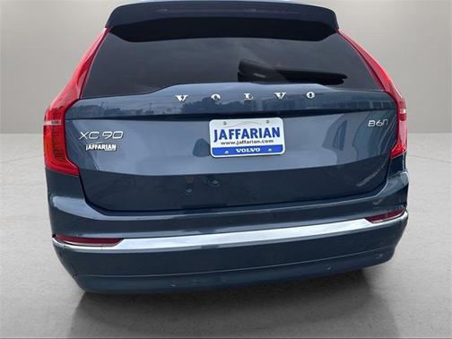 2024 Volvo XC90 B6 Ultimate Bright Theme 7-Seater