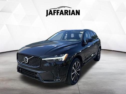 Onyx Black 2024 Volvo XC60 Plus