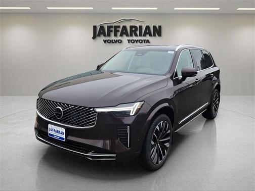 2025 Volvo XC90 B6 Ultra