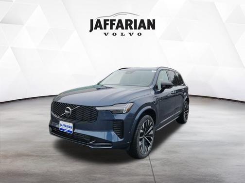 Denim Blue Metallic 2026 Volvo XC90 Plug-In Hybrid T8 Ultra