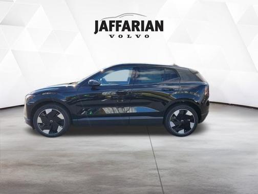 2025 Volvo EX30 Twin Motor Ultra