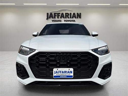 2025 Audi Q5 45 S line quattro Premium