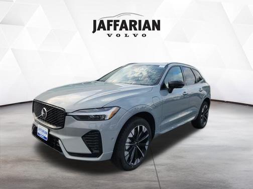 2026 Volvo XC60 Plug-In Hybrid T8 Plus