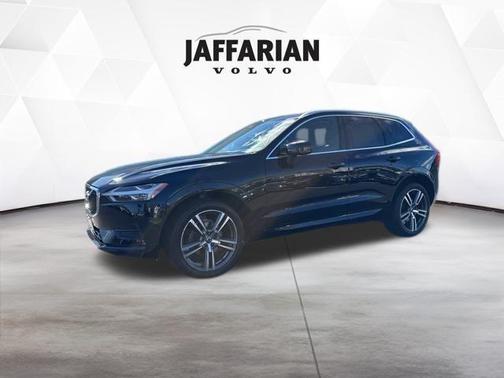 2019 Volvo XC60 T5 Momentum