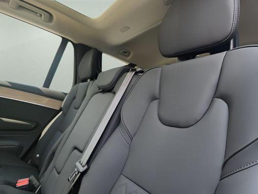 2026 Volvo XC90 B5 Plus 7-Seater