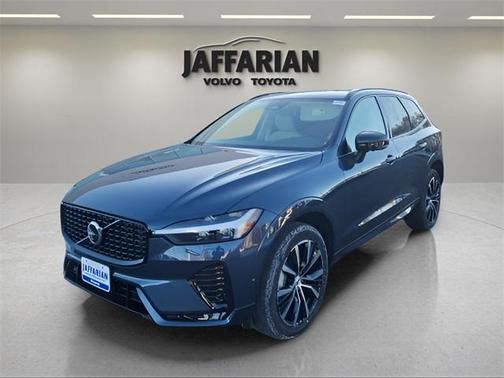 2025 Volvo XC60 B5 Plus