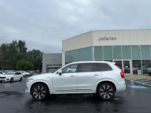 2024 Volvo XC90 Recharge Plug-In Hybrid T8 Plus Bright Theme 7 Passenger