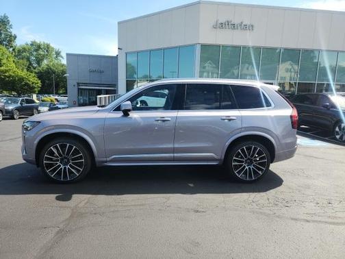 2026 Volvo XC90 B6 Plus 6-Seater