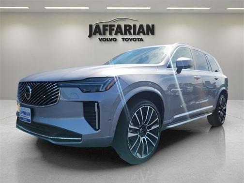 2026 Volvo XC90 B6 Plus 6-Seater