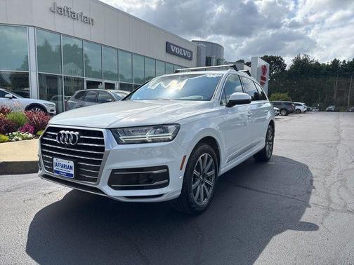 2019 Audi Q7 55 Premium Plus