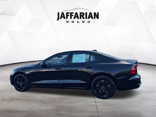 2024 Volvo S60 Recharge Plug-In Hybrid T8 Plus Black Edition