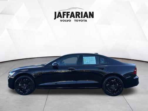 2024 Volvo S60 Recharge Plug-In Hybrid T8 Plus Black Edition