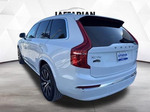 2024 Volvo XC90 B5 Core Bright Theme