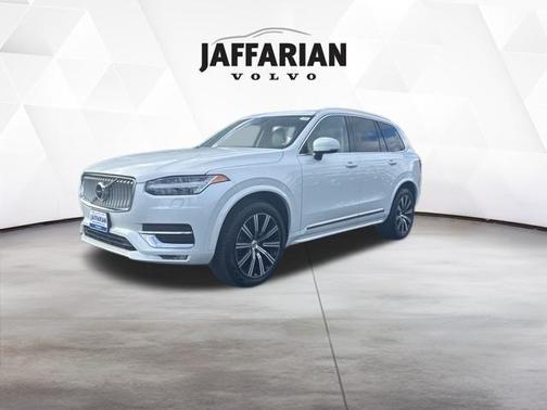 2024 Volvo XC90 B5 Core Bright Theme