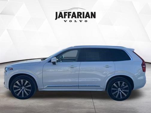 2024 Volvo XC90 B5 Core Bright Theme