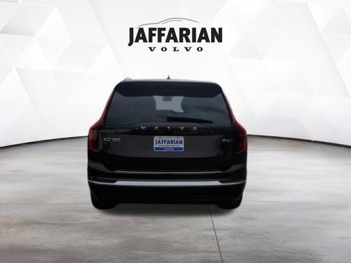 2026 Volvo XC90 B6 Ultra 7-Seater