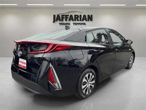 2022 Toyota Prius Prime LE