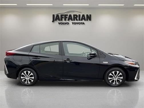 2022 Toyota Prius Prime LE